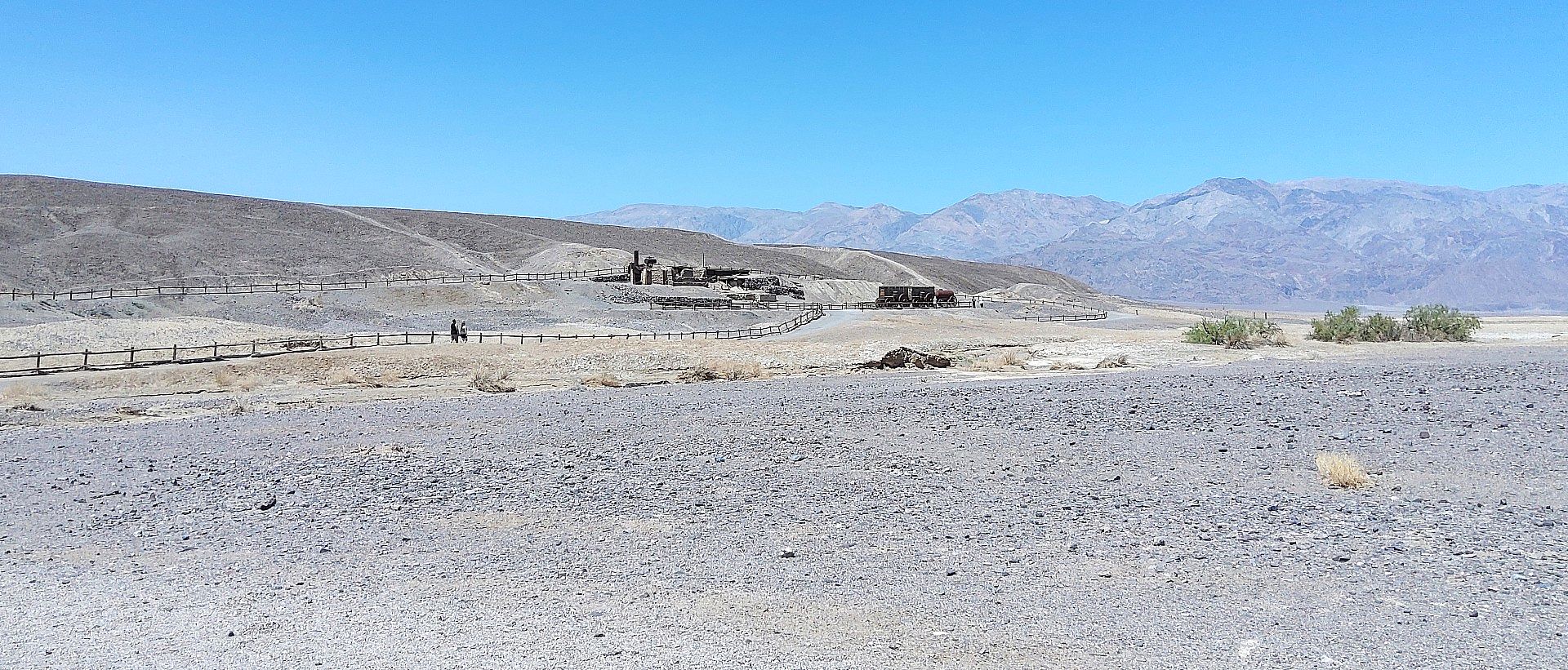Desert landscape with ruins