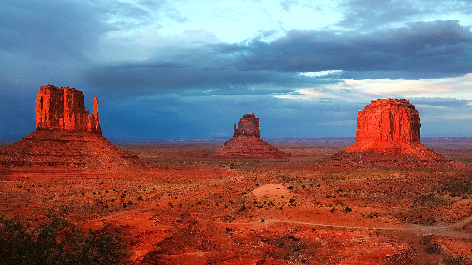 Monument Valley at sunset
