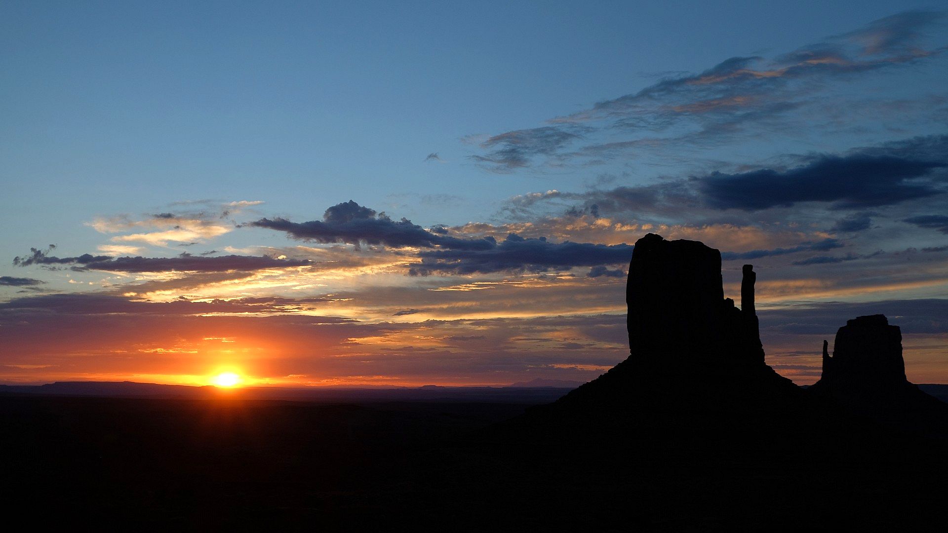 Sunset in Monument Valley