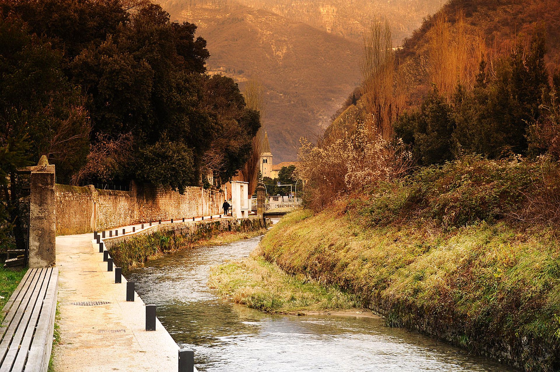 Path next to the stream